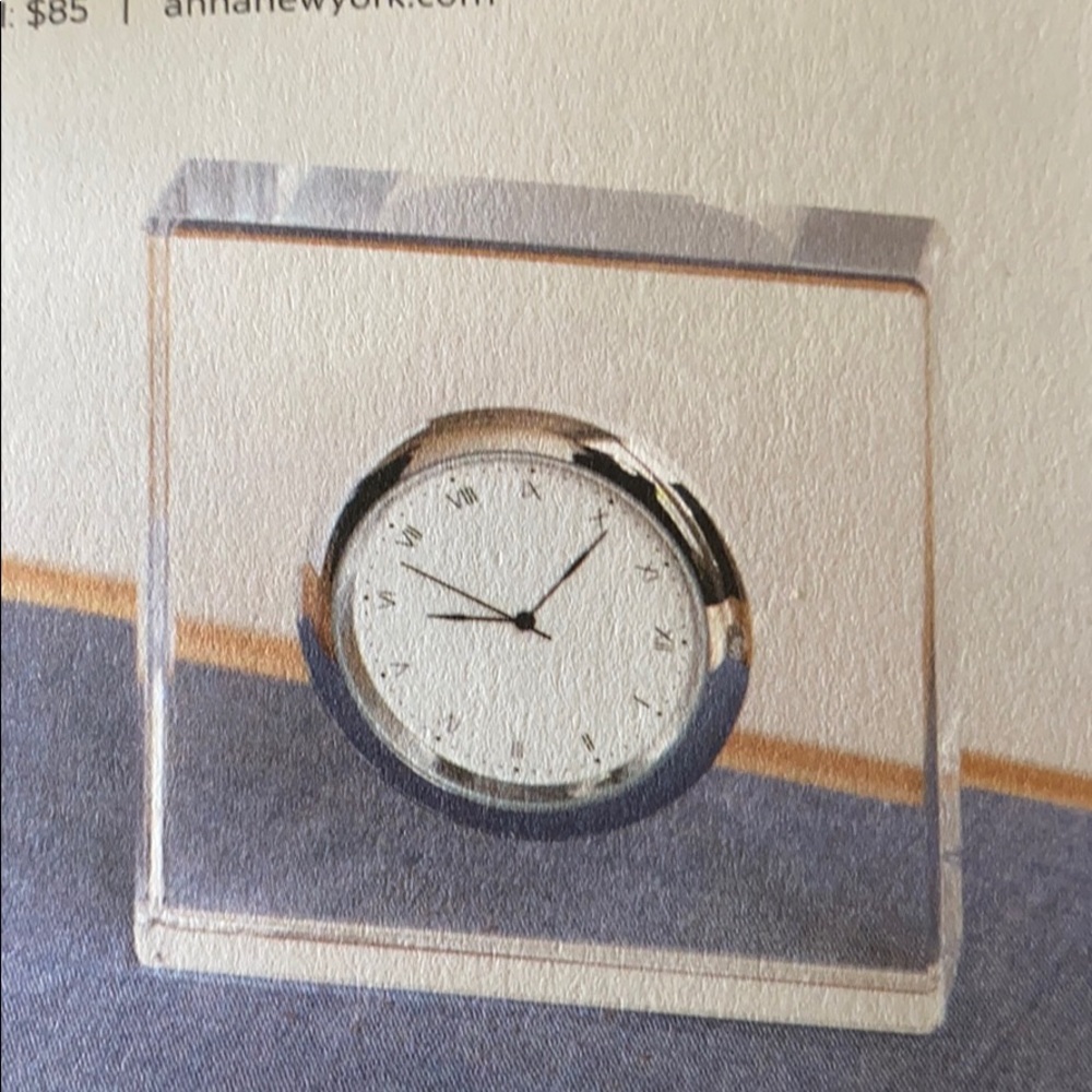 Anna clock